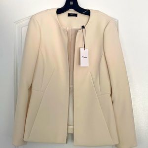 Theory Sculpture jacket in off-white crepe, NWT, US size 8
